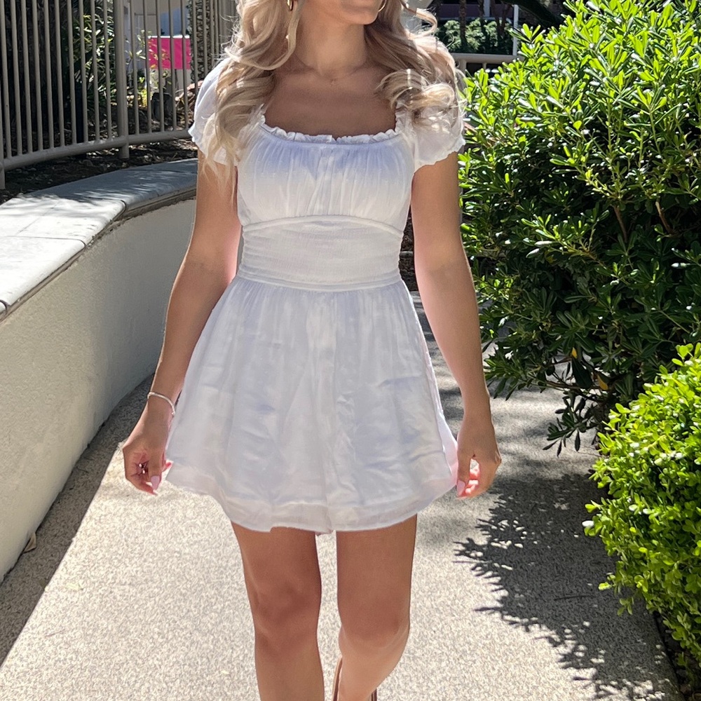 White puff sleeve romper / mini dress with pockets